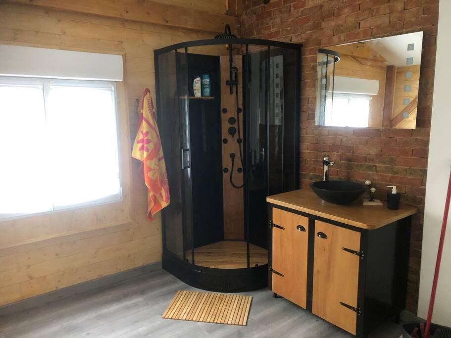 Cottage Cocooning Romantique Avec Jaccuzzi Prive Ancinnes Exterior foto